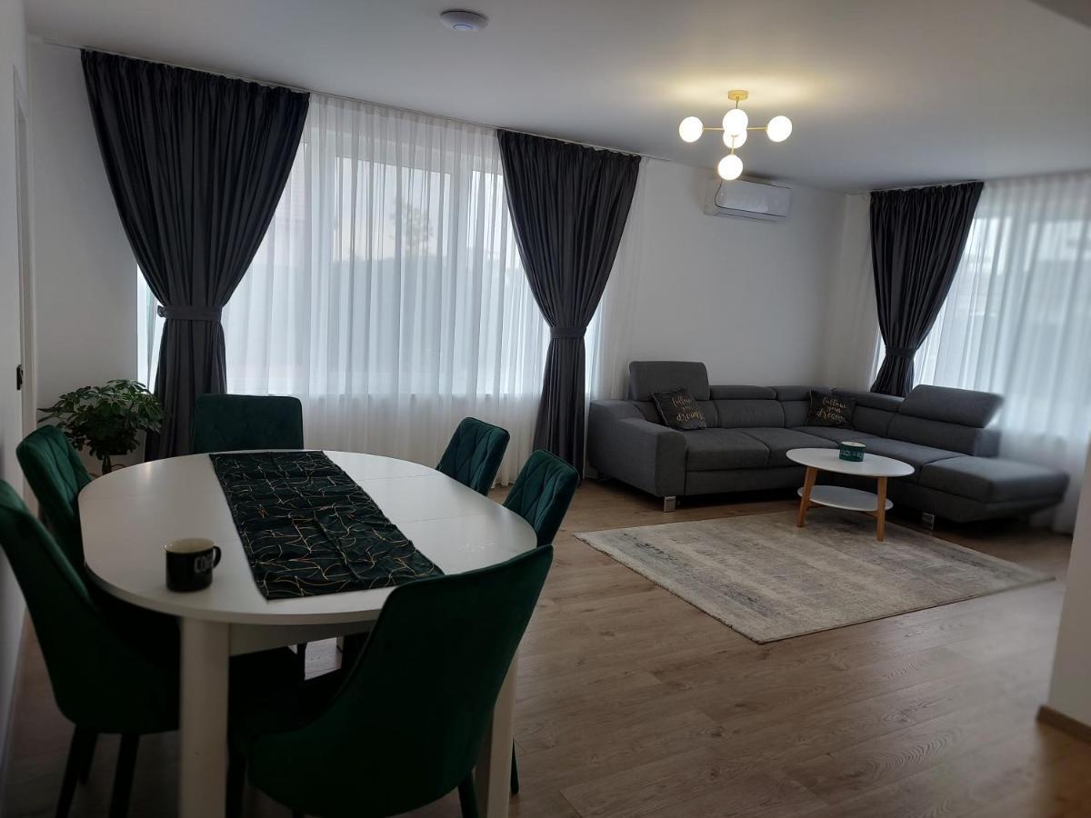 Casa Abiiani Hotel Oradea Exterior photo