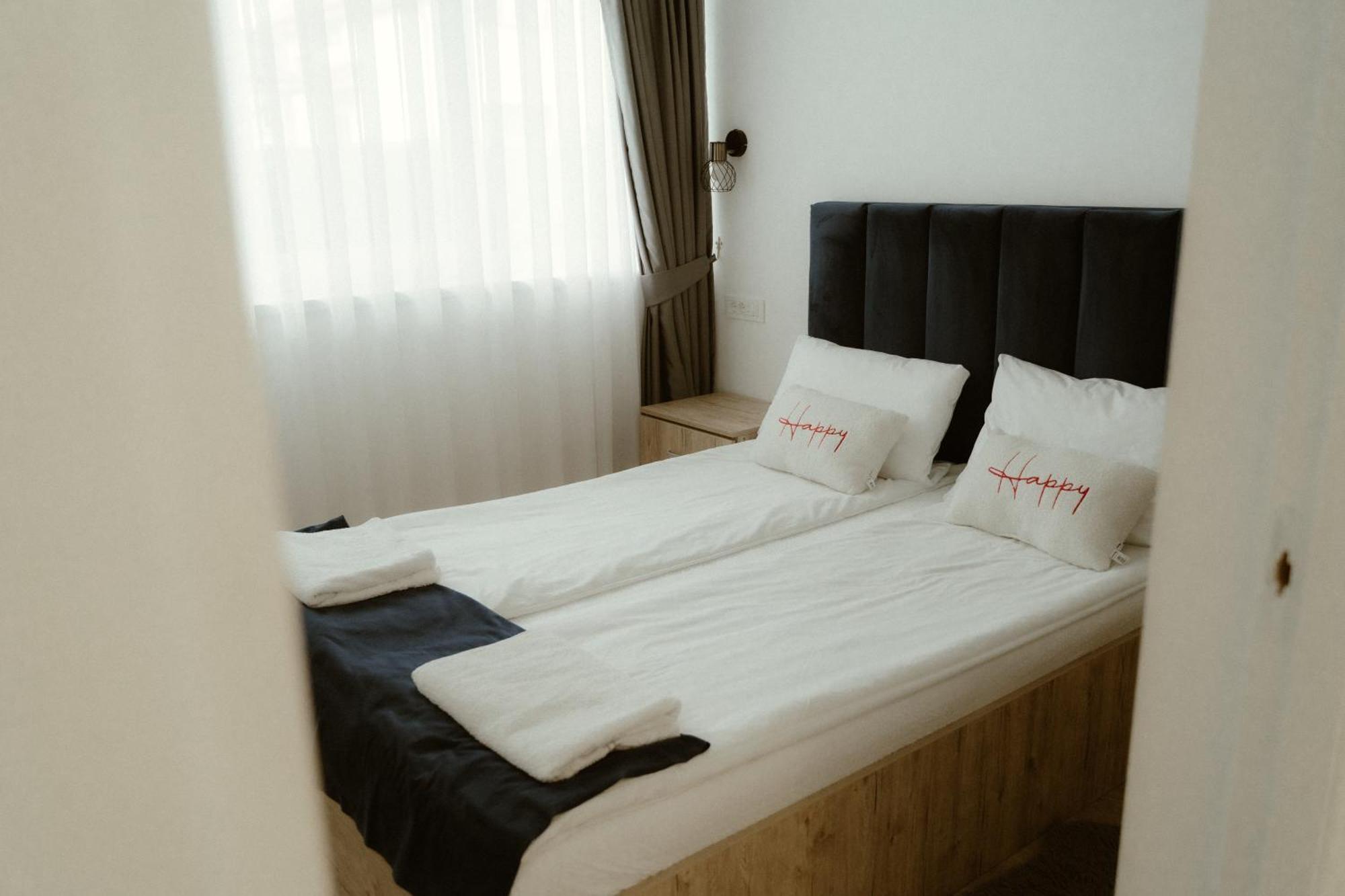 Casa Abiiani Hotel Oradea Exterior photo