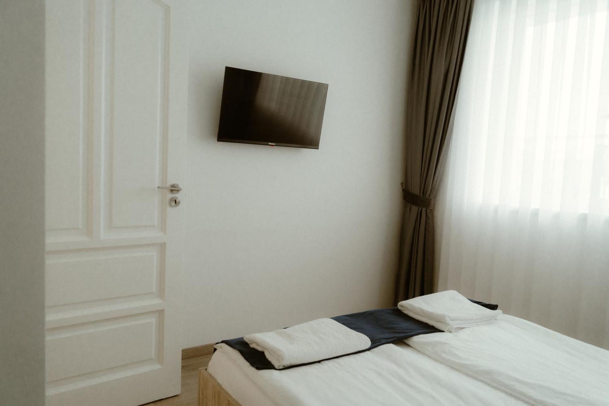 Casa Abiiani Hotel Oradea Exterior photo